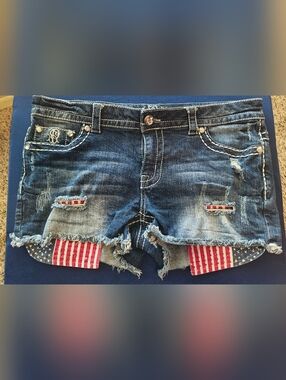 Vintage Paisley Sky Crystal American Flag Cut-Off Denim Shorts – Size 12 🇺🇸